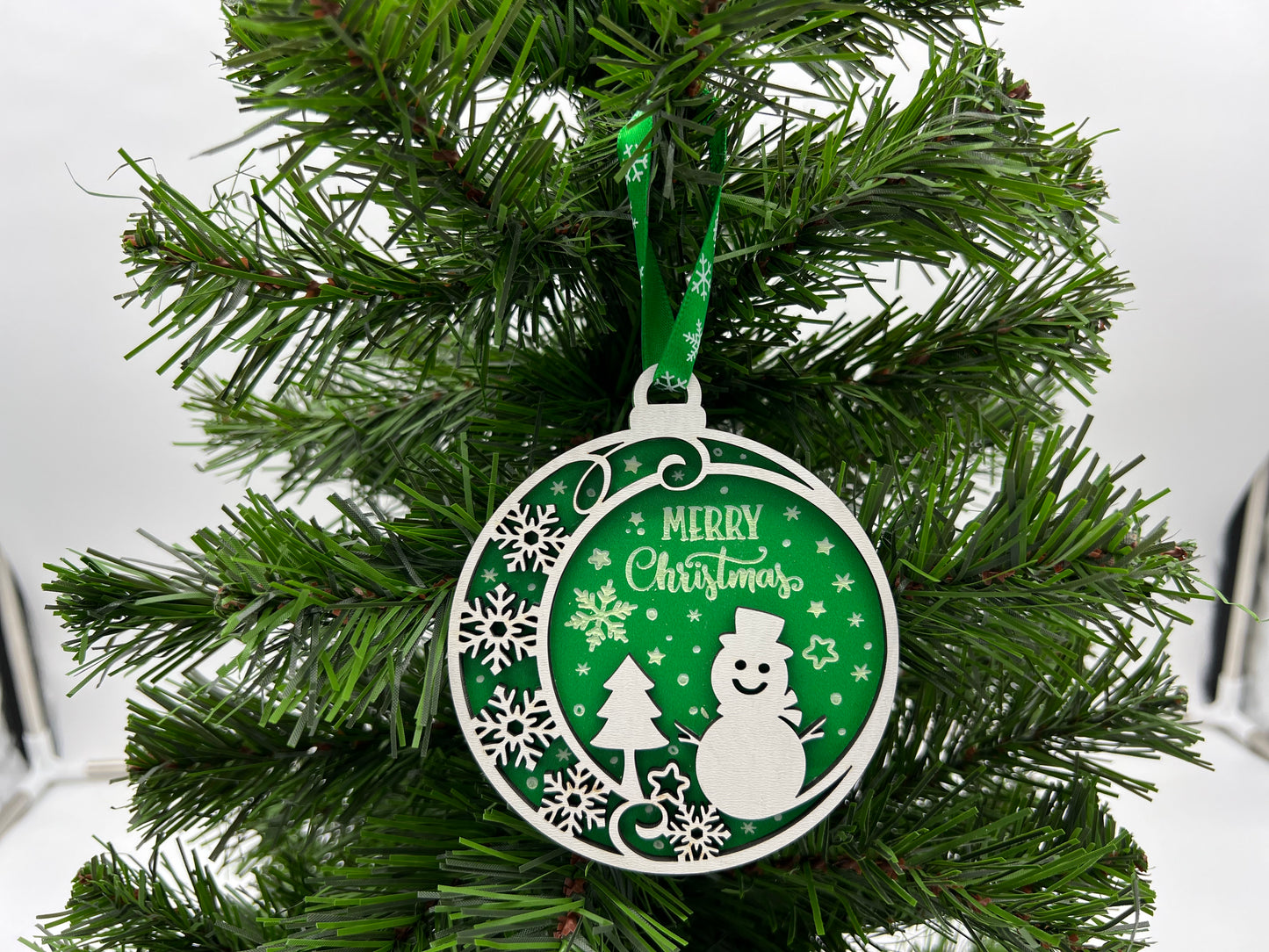 Christmas Ornament - 2 layer Snowman White front + Green engraved back