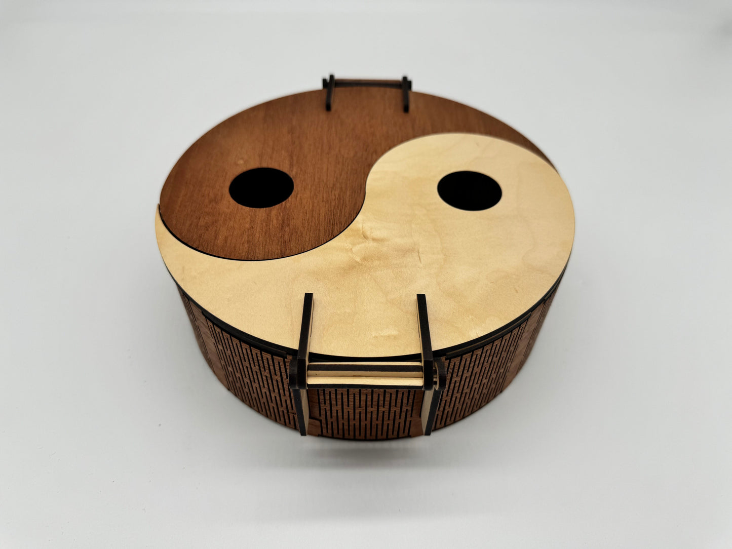 Ying Yang Box