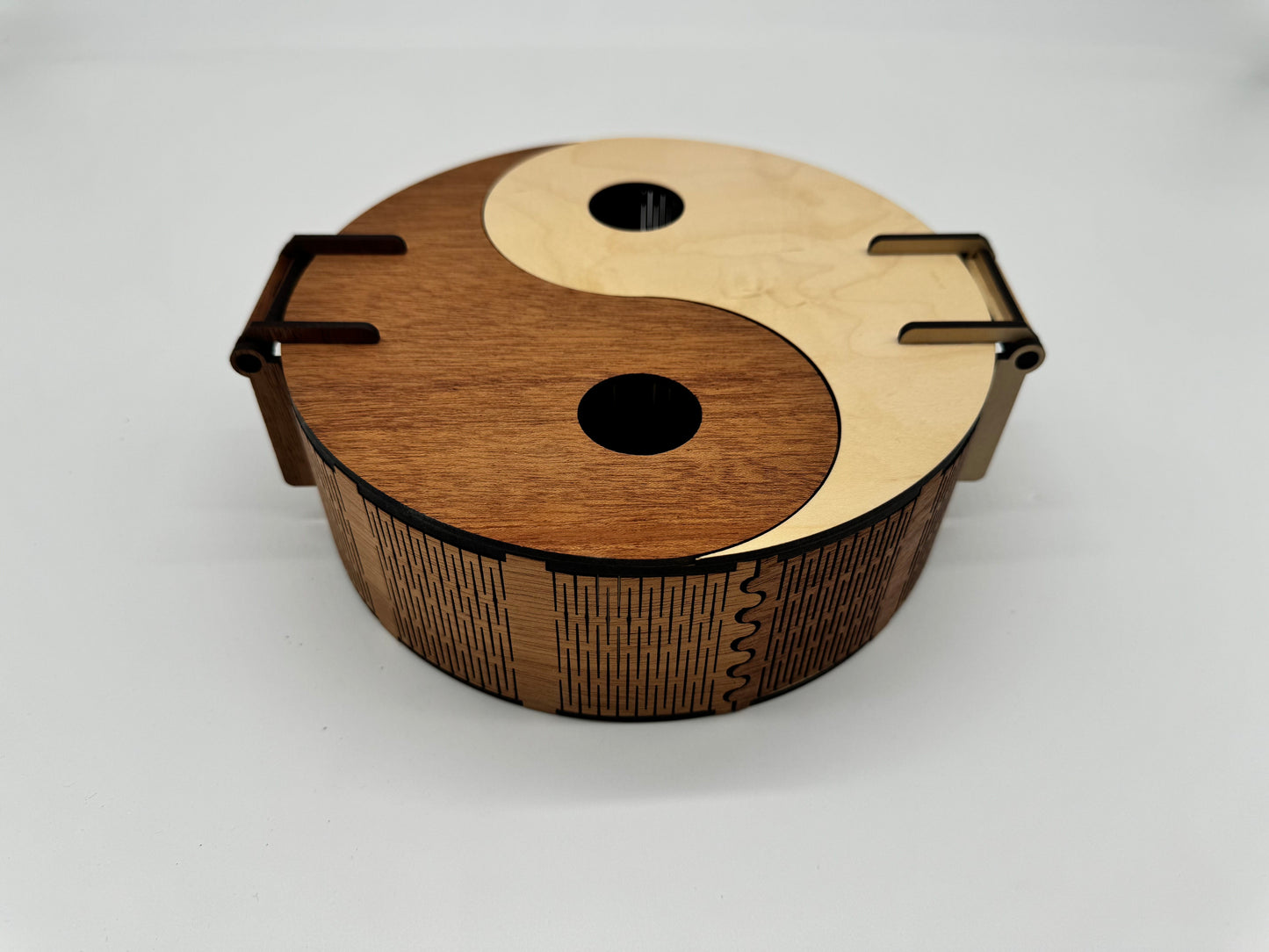 Ying Yang Box